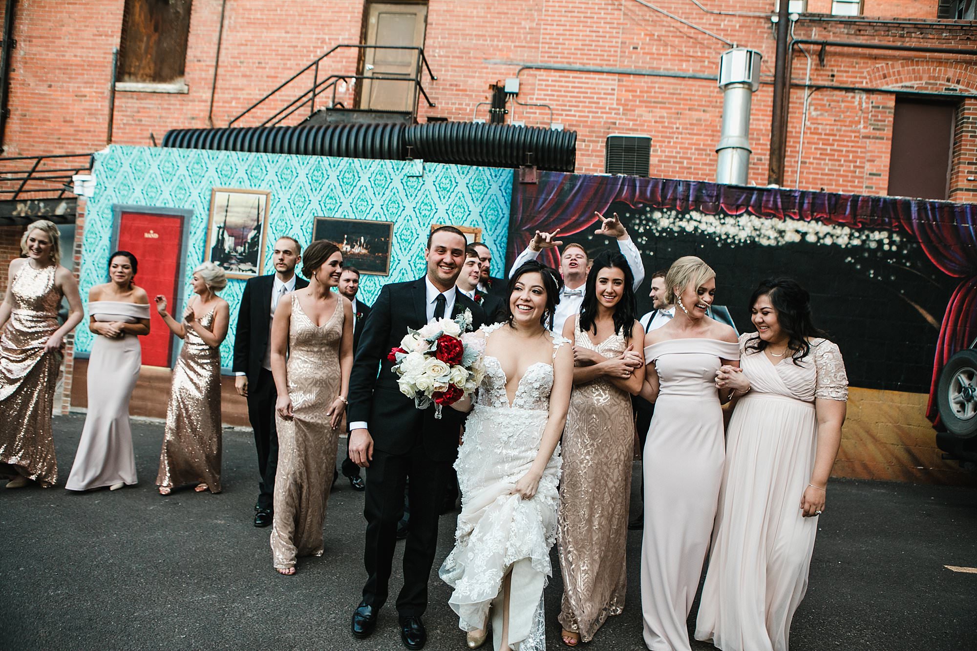 alley photos bridal party wyoming