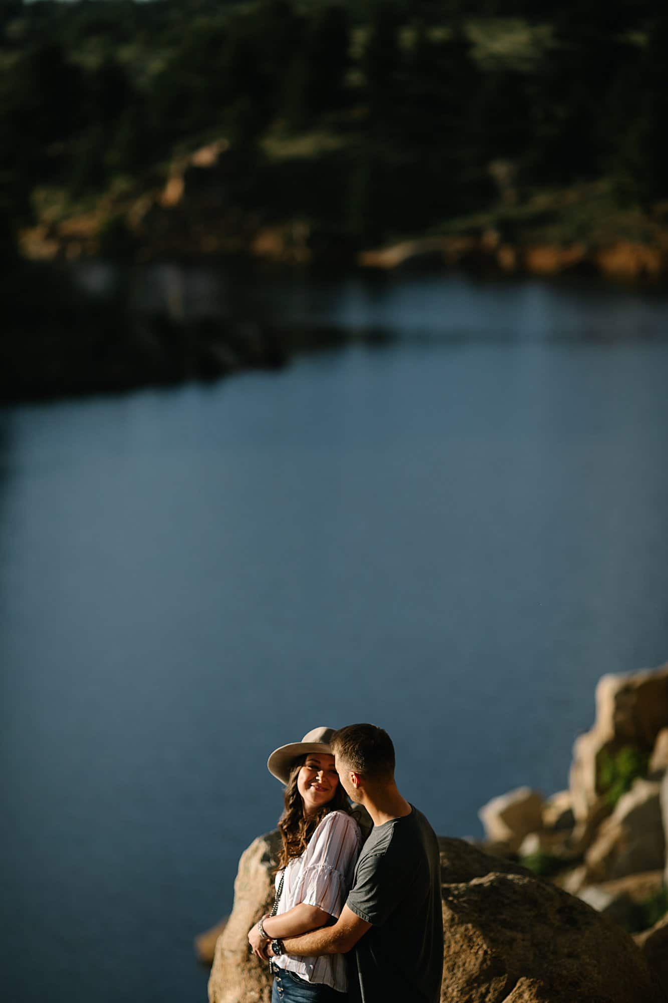 lake engagement photos