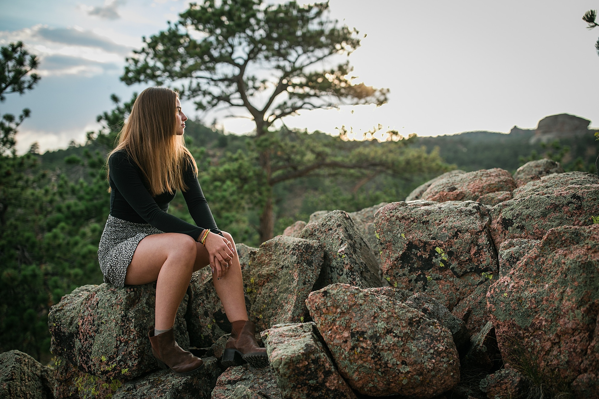 Mountain senior photos in Cheyenne