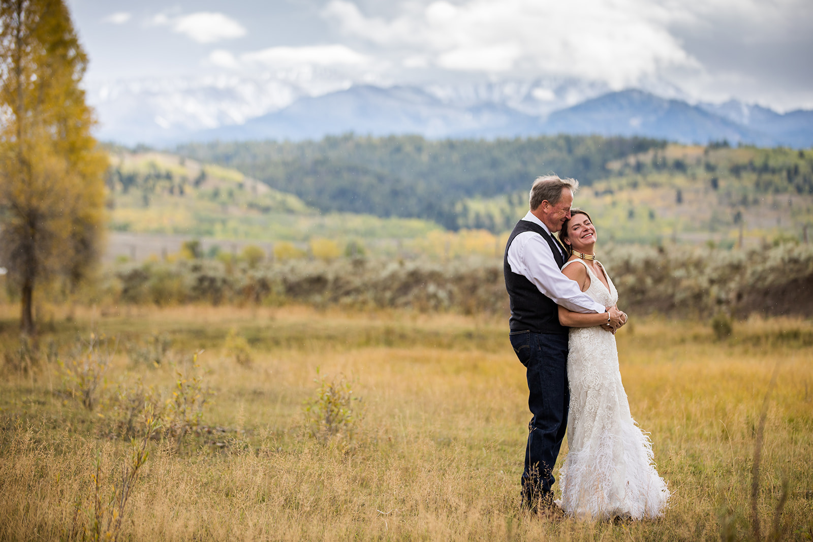 When is the Best Time to Take Engagement Photos in Wyoming or Northern Colorado? | Janelle Rose Photography