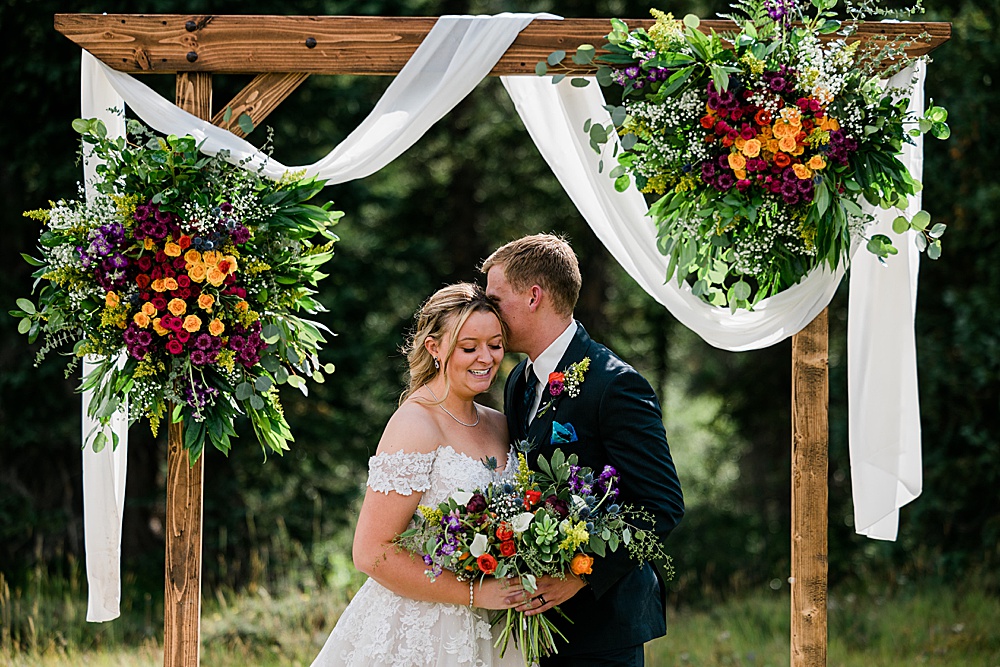 Laramie wedding photographer Brooklyn Lodge wedding