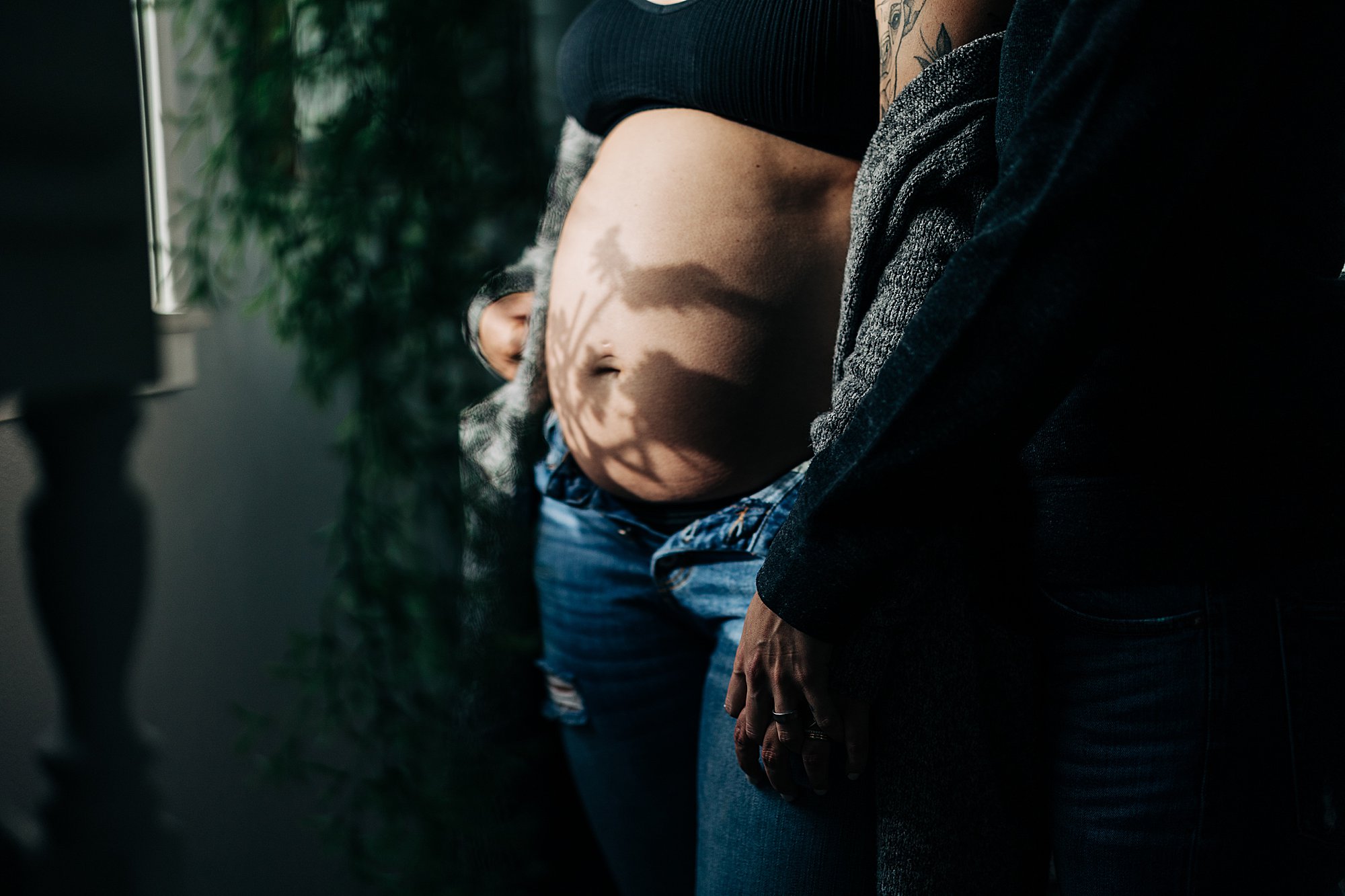 in-home, same-sex maternity photos in Cheyenne, Wyoming